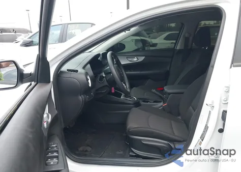 2023 Kia Forte Lxs z USA, uszkodzony, nr VIN 3KPF24AD3PE649550